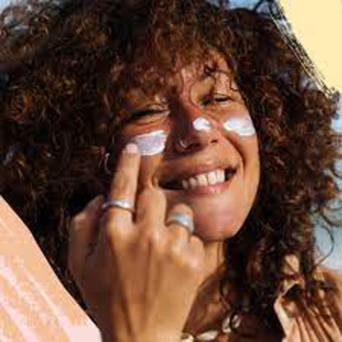 SPF-100 مقدار 1 تا 2 درصد حفاظت بیشتر را انجام می دهد.